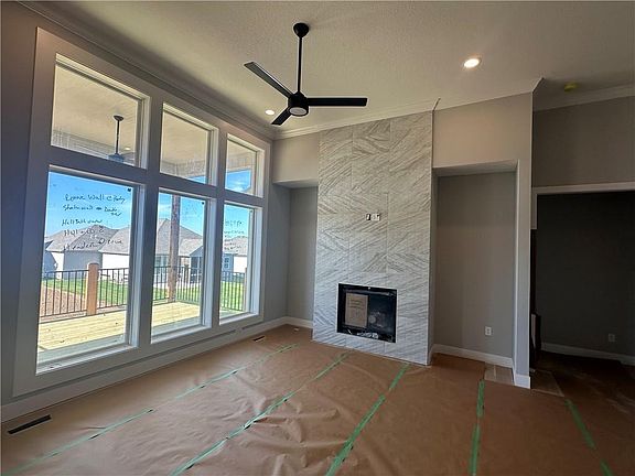 4th image of 7040 NW Forest Lakes Dr