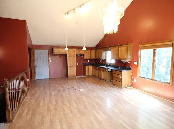 2nd image of 2341 Hess Dr