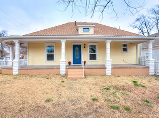 1124 W Noble Ave, Guthrie, OK 73044