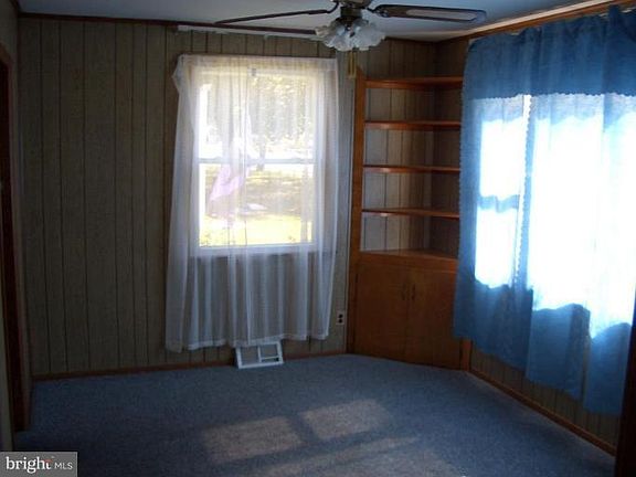 5th image of 8118 Dundalk Ave
