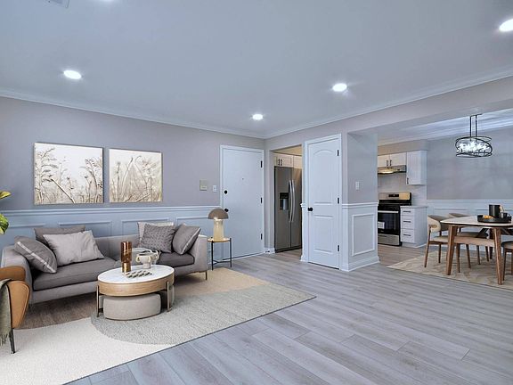 2nd image of 4815 W 109th St #1103