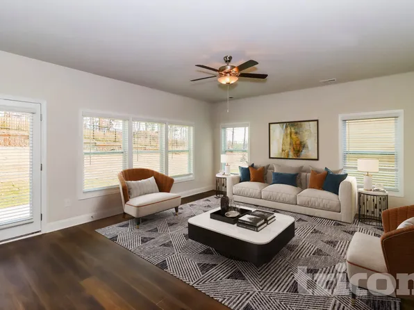 128 Kingshall Rd, Mooresville, NC 28117
