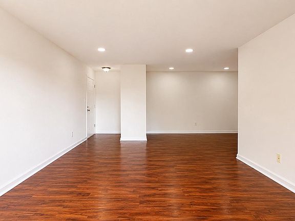 4th image of 515 Florida Ave APT 102