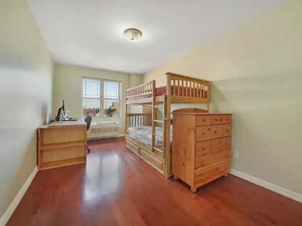 40-40 75th Street image 13 of 28