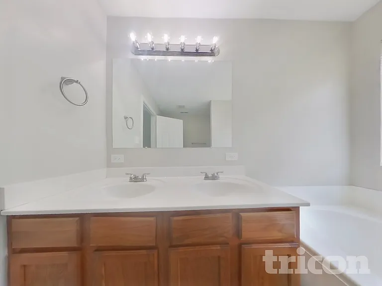 6536 Frankenberger Dr — Photo 7