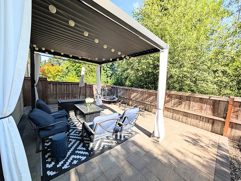 7587 NE Owens St — Photo 27