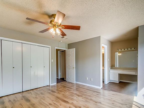3rd image of 1110 Marina Dr Unit H
