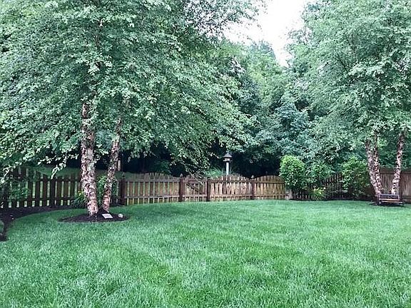 4th image of 13589 Sweet Briar Pkwy