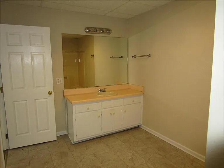2429 Thompson Mill Rd — Photo 41