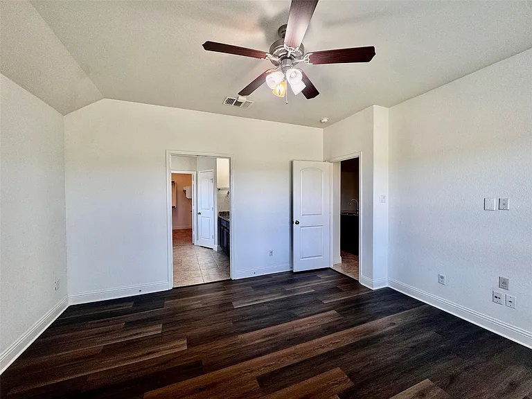 3032 Angelina Ct — Photo 15