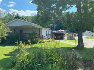 16 2nd St, Taylorstown, PA