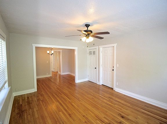4th image of 817 E 42nd St APT 3E
