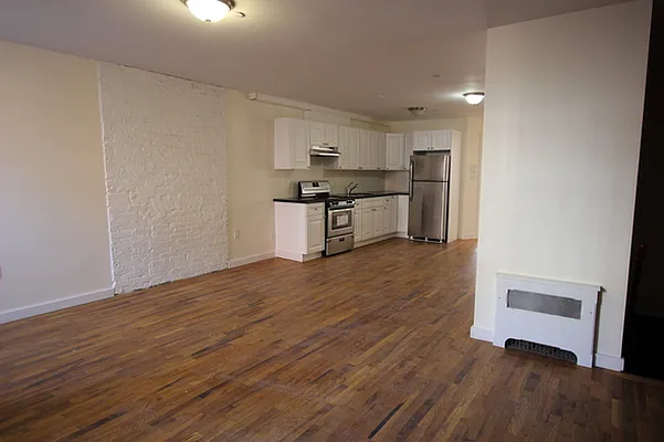 Rented by Bedford 6 Real Estate | media 15