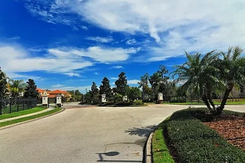8128 Villa Grande Ct — Photo 29