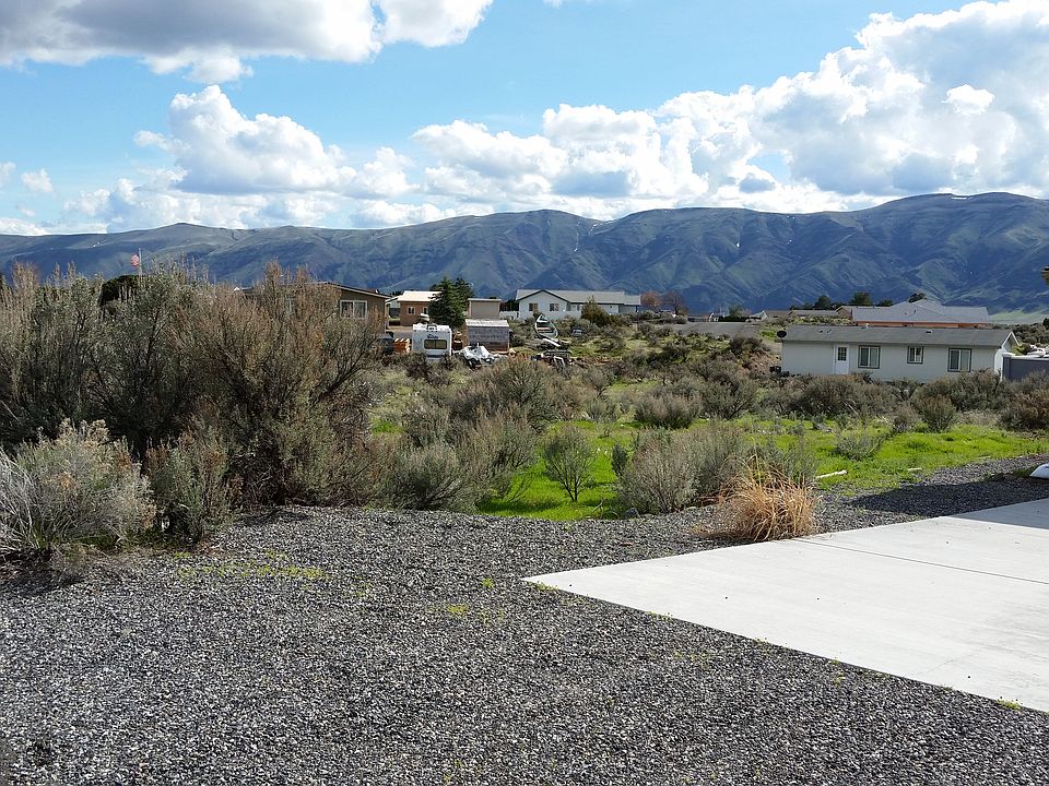 2nd image of 219 Green Laurel Pl SW #448