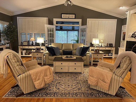 5th image of 332 Osprey Ridge Ct