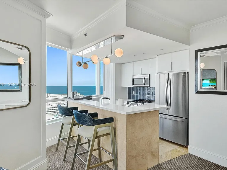4401 Collins Ave #2915 — Photo 13