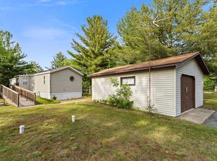 336 Ember Ct, Oxford, WI 53952