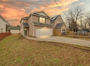 1082 Longstreet Ave #A, Virginia Beach, VA 23451