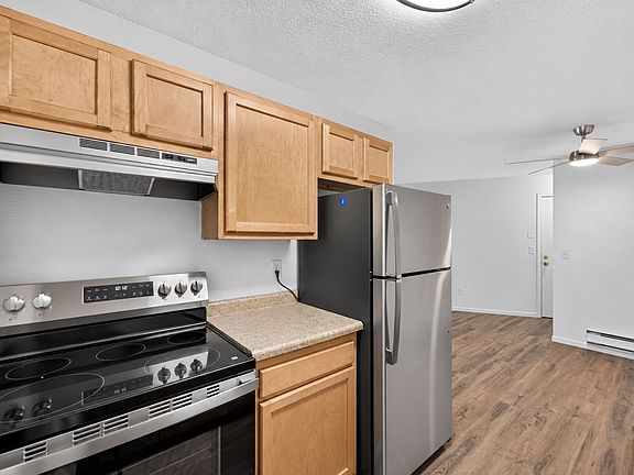 2nd image of 1640 9th St #304
