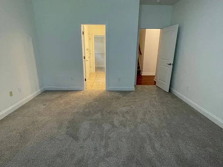 603 Salem Ct — Photo 17