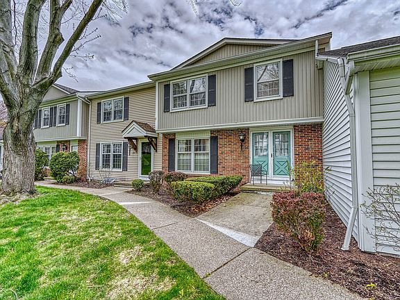 2nd image of 196 New Wickham Dr #Ss