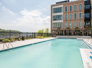 100 Garvies Point Road #1042, Glen Cove, NY