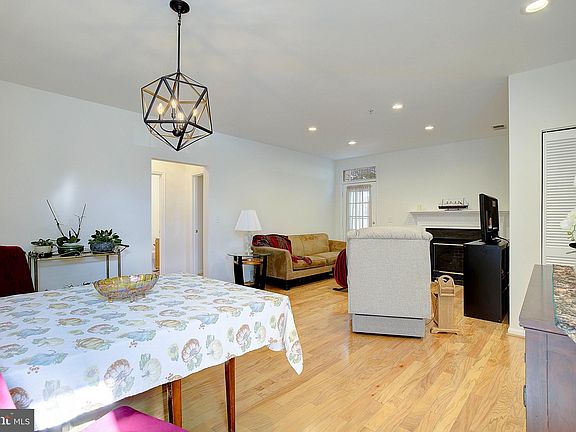 5th image of 1100 Wickford Ct