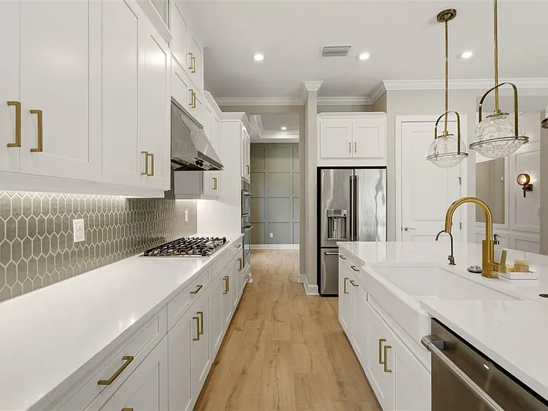 7708 Moonbeam Ave — Photo 17