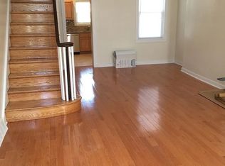 2105A W Seybert St, Philadelphia, PA 19121