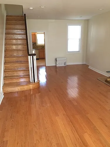 2105A W Seybert St Photo 1