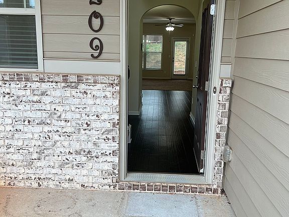 2nd image of 209 Emporia Loop