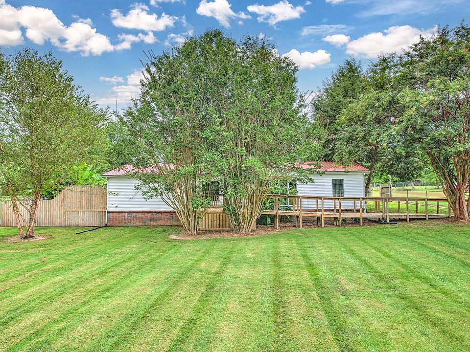 4039 Oak Grove Rd, Red Boiling Springs, TN 37150 MLS 2571699 Zillow