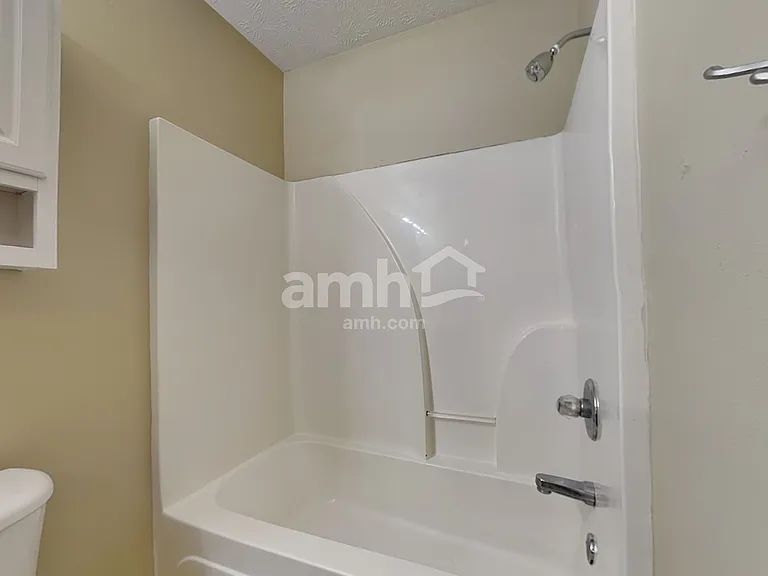 1344 Crescent Ct — Photo 14
