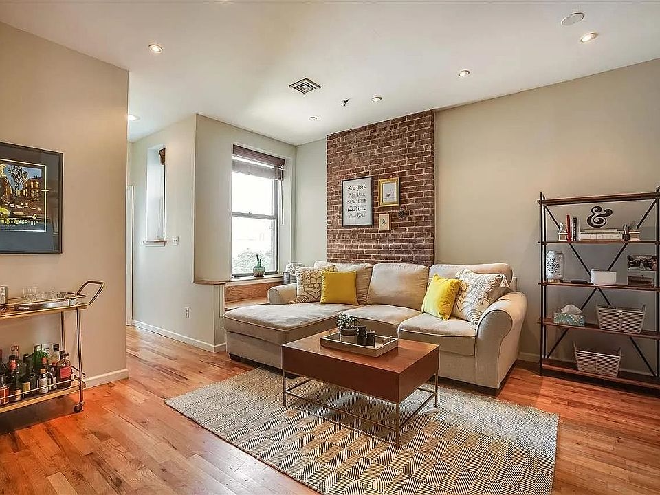 1st image of 214 Park Ave APT 4R