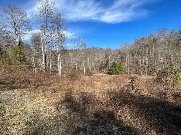 Old Campground Rd, Millers Creek, NC 28651