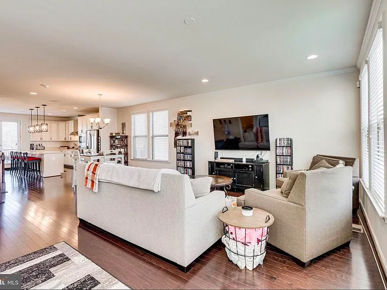 42440 Dogwood Glen Sq — Photo 13