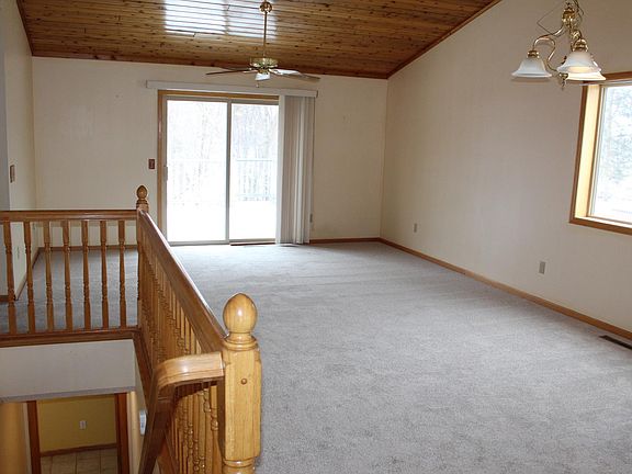 4th image of 3145 Lake Ridge Dr