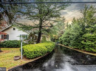 224 Meadowbrook Rd, Robbinsville, NJ 08691