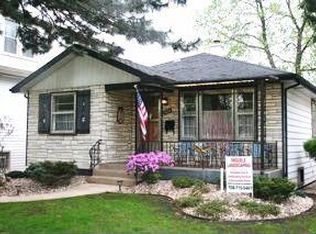 4104 Clinton Ave, Stickney, IL 60402