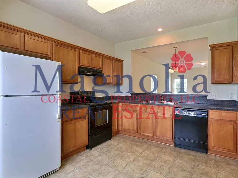 20 Evergreen Oak Dr — Photo 7