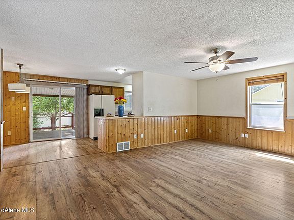 2nd image of 2131 N Grants Ct