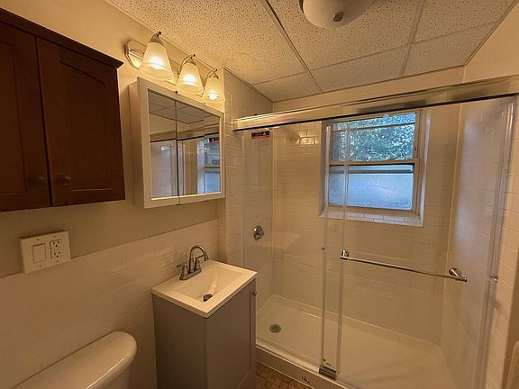 5th image of 105 Norfolk St #3