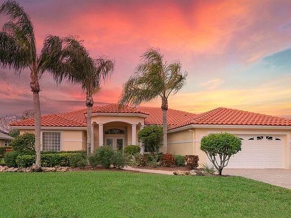 2nd image of 4874 SW Golfside Dr