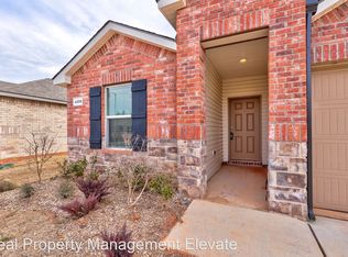 4208 Palmetto Bluff Dr, Mustang, OK 73064