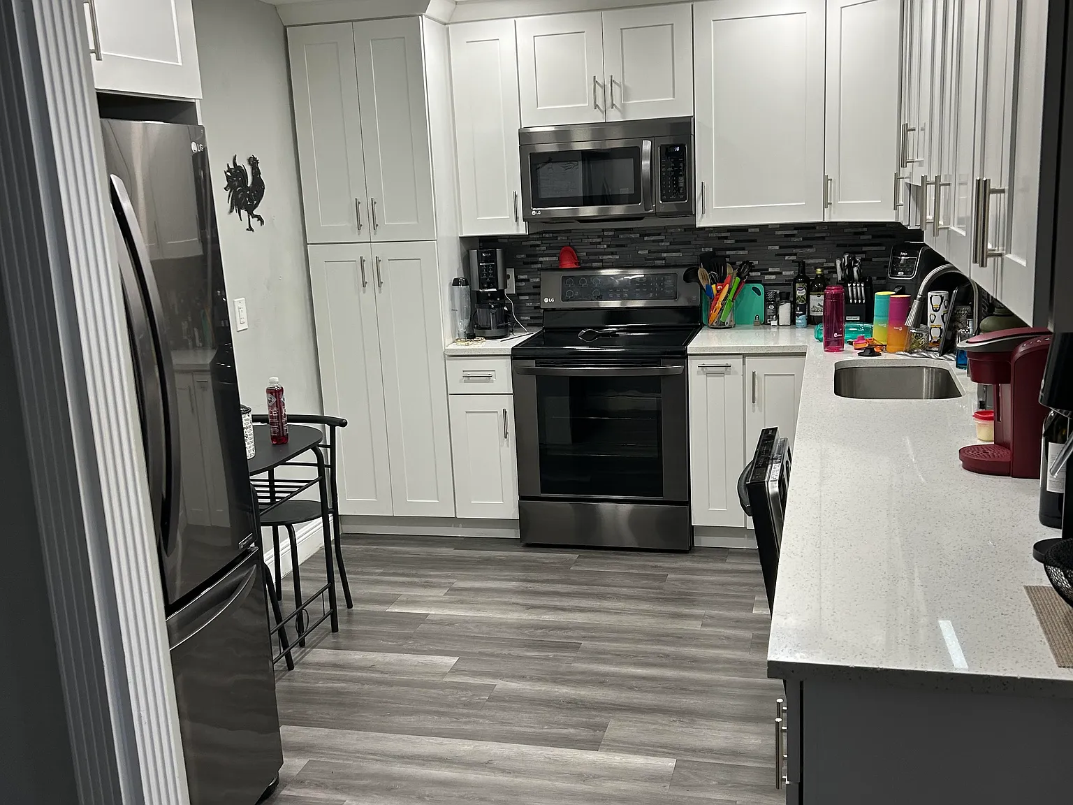 3980 Oaks Clubhouse Dr — Photo 3