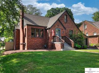 2304 N 52nd St, Omaha, NE 68104