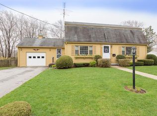 30 Meaders Ln, Salisbury, MA 01952