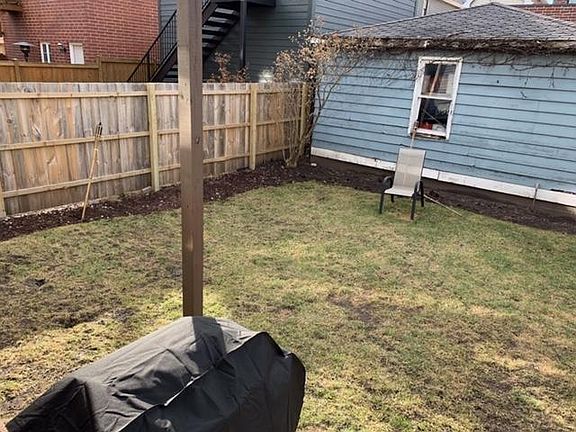 5th image of 3728 N Marshfield Ave #1