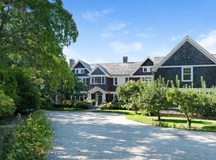 4 Kettle Ct, East Hampton, NY 11937